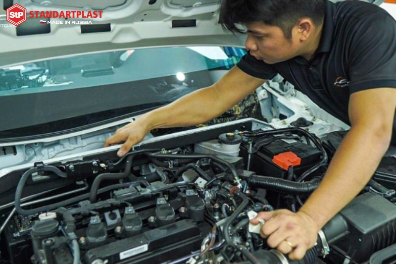 Cách âm StP Aerocell QP Intrigo - Sản phẩm cách âm đỉnh cao 8 Dán cách âm StP QP Intrigo vị trí khoang máy