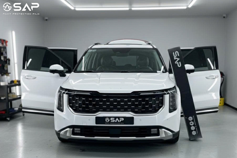 Carnival dán PPF ô tô tại Đà Nẵng